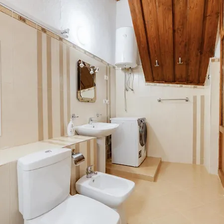Guest house Ymer Mangalem